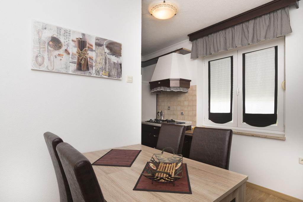 אומאג Apartments Tamara חדר תמונה