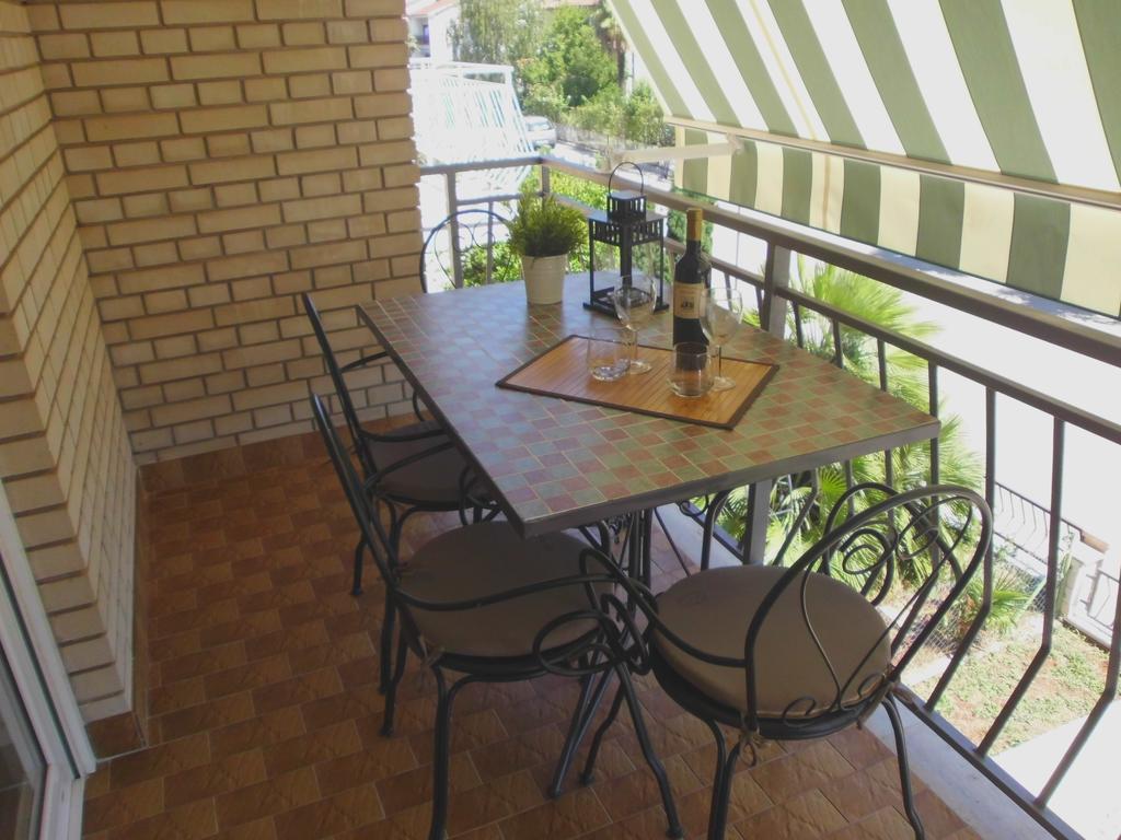 אומאג Apartments Tamara חדר תמונה