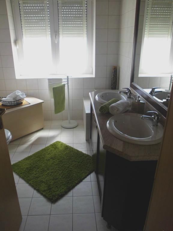אומאג Apartments Tamara חדר תמונה